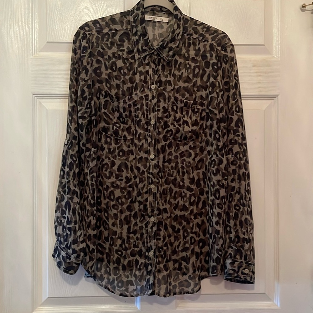 Leopard Old Navy Blouse Size Large